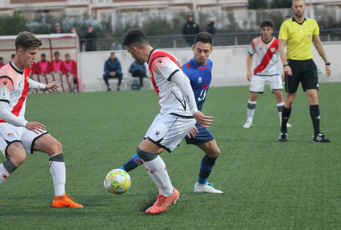 Rayo B contra el C. D Móstoles en la Ciudad Deportiva del Rayo Vallecano. Daniel Domínguez